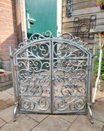 Prachtig gietijzeren haardscherm met vonkengaas, Huis en Inrichting, Haarden, Ophalen of Verzenden, Gebruikt, Houthaard
