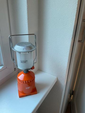 Vintage campinglamp plein air sera beschikbaar voor biedingen