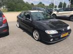 Renault Mégane 2.0 Coupe 1997 Zwart, Auto's, Voorwielaandrijving, Stof, Metallic lak, 150 pk