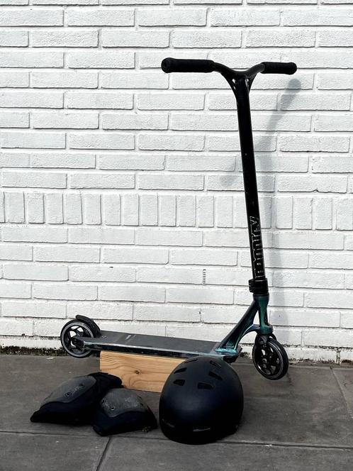 Blunt Envy Prodigy S8 jade stunt step, Fietsen en Brommers, Steps, Gebruikt, Gewone step, Ophalen