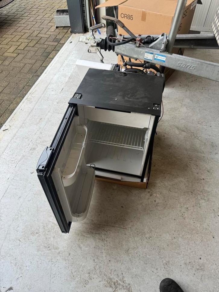 Compressor Koelkast 12/24V - 2 Jaar Oud, Caravans en Kamperen, Koelboxen, Gebruikt, Koelbox, Compressor, Ophalen of Verzenden