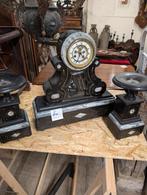 Antiek 3 delig klok stel. 45 cm hoog. €110., Ophalen
