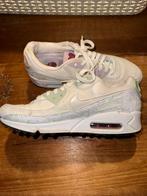 Nike Air Max 90 Valentines Day Edition - maat 39, Kleding | Dames, Schoenen, Ophalen, Wit, Nike, Sneakers of Gympen