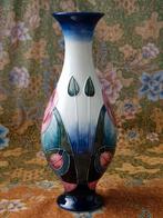 Mooie oude Old Tupton Ware vaas uit Engeland 25,8 cm., Antiek en Kunst, Antiek | Vazen, Ophalen of Verzenden