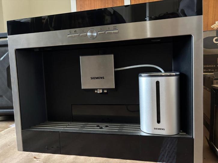 Siemens Inbouw Koffiemachine, Witgoed en Apparatuur, Koffiezetapparaten, Gebruikt, Koffiebonen, Koffiemachine, 10 kopjes of meer