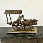 Beeldje ossenwagen, Antiek en Kunst, Ophalen of Verzenden