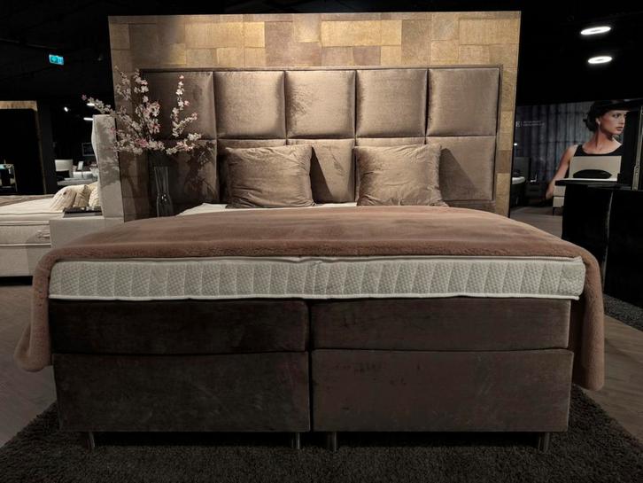 Boxspring Royal Carré Dreambedden, Huis en Inrichting, Slaapkamer | Boxsprings, Nieuw, 200 cm, Tweepersoons, Verzenden