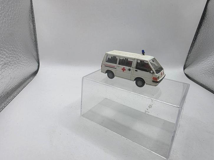 Mitsubishi l300, Hobby en Vrije tijd, Modelauto's | 1:87, Zo goed als nieuw, Auto, Rietze, Ophalen of Verzenden