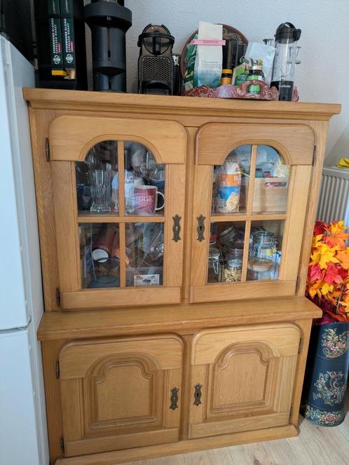 Buffetkast met verlichting VERHUIZINGSUITVERKOOP!, Huis en Inrichting, Kasten | Buffetkasten, Zo goed als nieuw, 100 tot 150 cm
