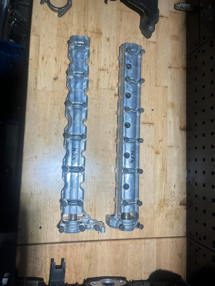 BMW N54 N54B30 nokkenas inlaat en uitlaat 3 liter 6 cilinder, Auto-onderdelen, Motor en Toebehoren, BMW, Gebruikt, Ophalen of Verzenden