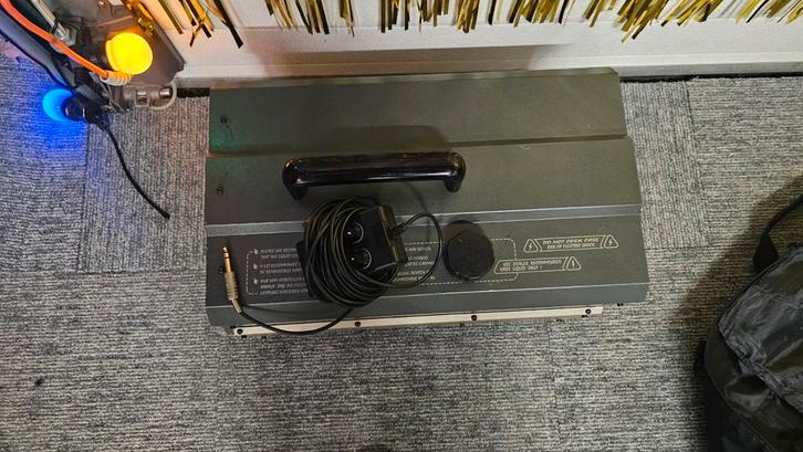 Hazer Antari HZ 400 met remote controller, Muziek en Instrumenten, Licht en Laser, Gebruikt, Rookmachine, Ophalen