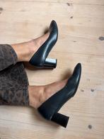 Skypro donkerblauwe pumps maat 39, Kleding | Dames, Schoenen, Ophalen of Verzenden, Zo goed als nieuw, Blauw