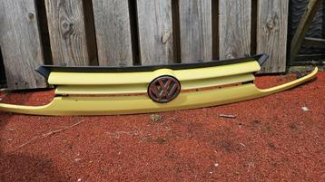 Golf 3 Grille Geel beschikbaar voor biedingen