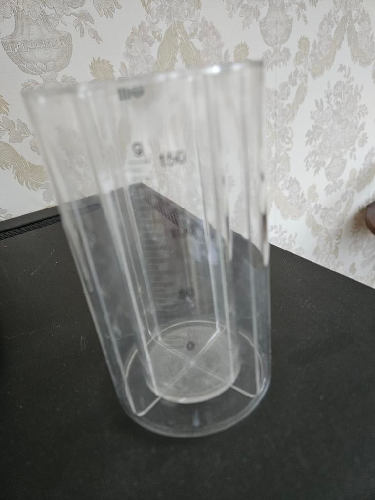 Brievenweger van kunststof, Diversen, Bureau-accessoires, Ophalen of Verzenden