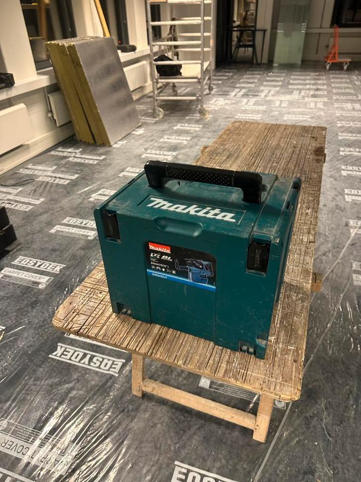 Makita M-Box 4 + Inlay naar keuze, Doe-het-zelf en Verbouw, Gereedschapskisten, Gebruikt, Ophalen of Verzenden