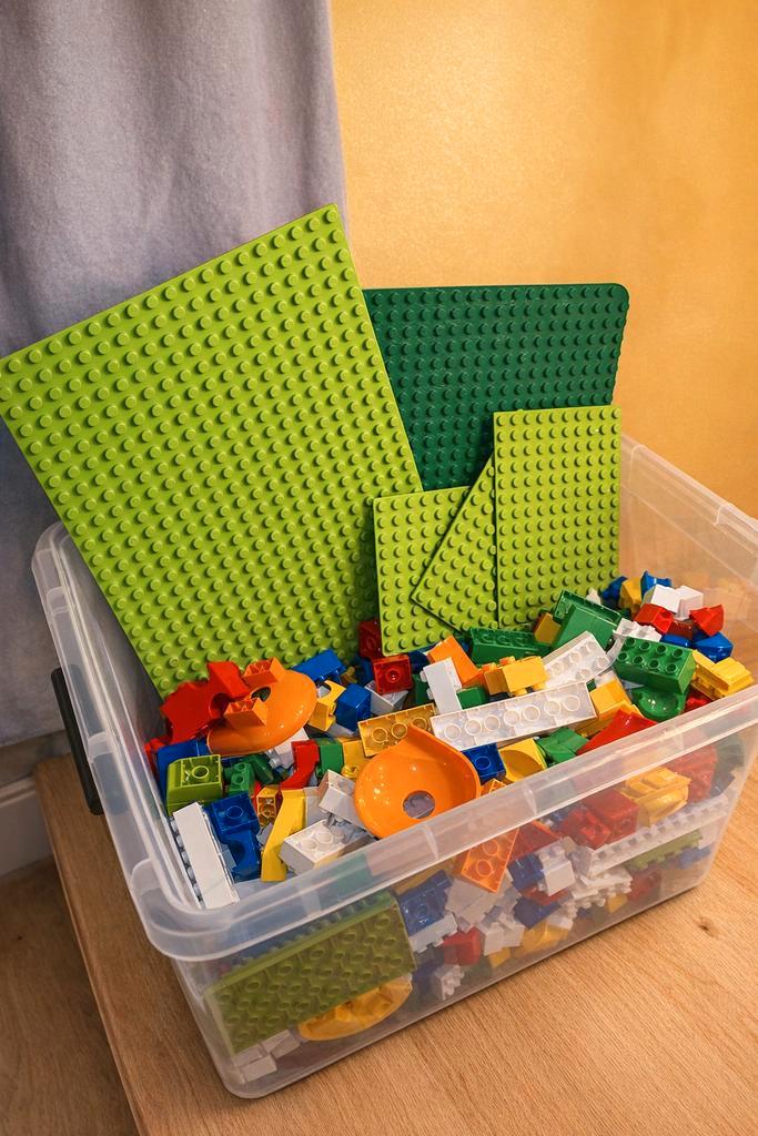 Mega grote kist Duplo/Hubelino meerdere sets, Kinderen en Baby's, Speelgoed | Duplo en Lego, Zo goed als nieuw, Duplo, Ophalen