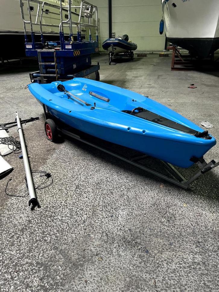 zeilboot, Watersport en Boten, Open zeilboten, Gebruikt, Laser, 6 meter of meer, Polyester, Geen motor, Ophalen