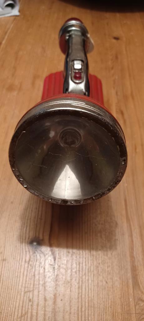 Vintage Rode Zaklamp met Knipperlicht, Antiek en Kunst, Antiek | Overige Antiek, Ophalen of Verzenden