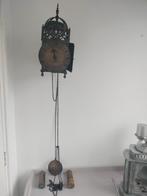 Antieke klok Engelse hang klok moet na gekeken worden, Antiek en Kunst, Ophalen of Verzenden