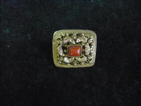 antieke 14 krt. gouden broche met bloedkoraal 3.9 gram, Sieraden, Tassen en Uiterlijk, Broches, Gebruikt, Goud, Oranje, Minder dan 4 cm