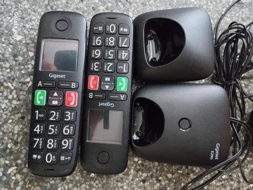 Seniorentelefoon 2x handset E290H en laadstation, Telecommunicatie, Vaste telefoons | Handsets en Draadloos, Zo goed als nieuw