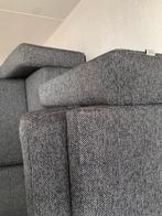 Nette 2 & 2,5 zits bankstel - Grijze stof..  Maassluis, Huis en Inrichting, Banken | Bankstellen, Ophalen, 75 tot 100 cm, Zo goed als nieuw