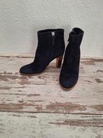 Mace donkerblauwe suede/leren enkellaarsjes mt 37 (nw 170,-), Kleding | Dames, Schoenen, Mace, Blauw, Lage of Enkellaarzen, Ophalen of Verzenden