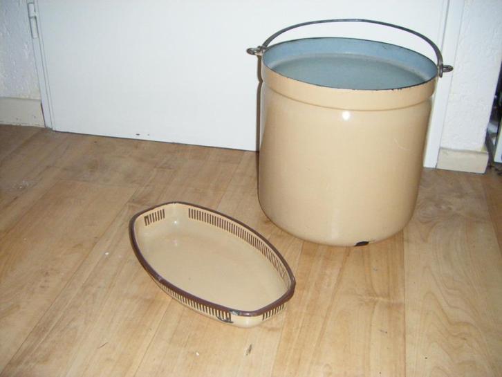 Antieke emaille emmer+broodschaal,broodmand,beige,bruine ran, Antiek en Kunst, Antiek | Emaille, Ophalen of Verzenden