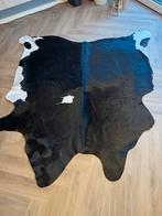 Zwart-witte koeienhuid tapijt, Gebruikt, 100 tot 150 cm, Wit, Ophalen of Verzenden