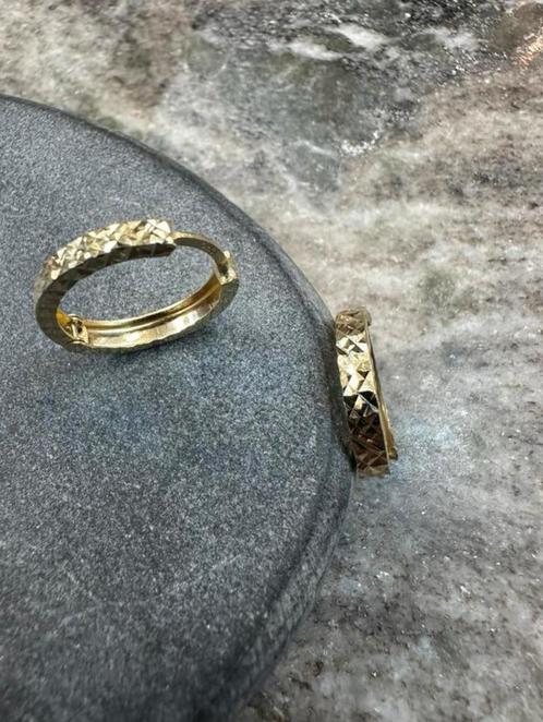 Prachtige 14k gouden oorbellen, Sieraden, Tassen en Uiterlijk, Oorbellen, Nieuw, Goud, Ophalen of Verzenden