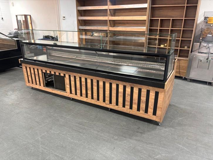 Luxe Vitrine toonbank houtlook, Zakelijke goederen, Horeca | Keukenapparatuur, Bakkerij en Slagerij, Gebruikt, Ophalen of Verzenden