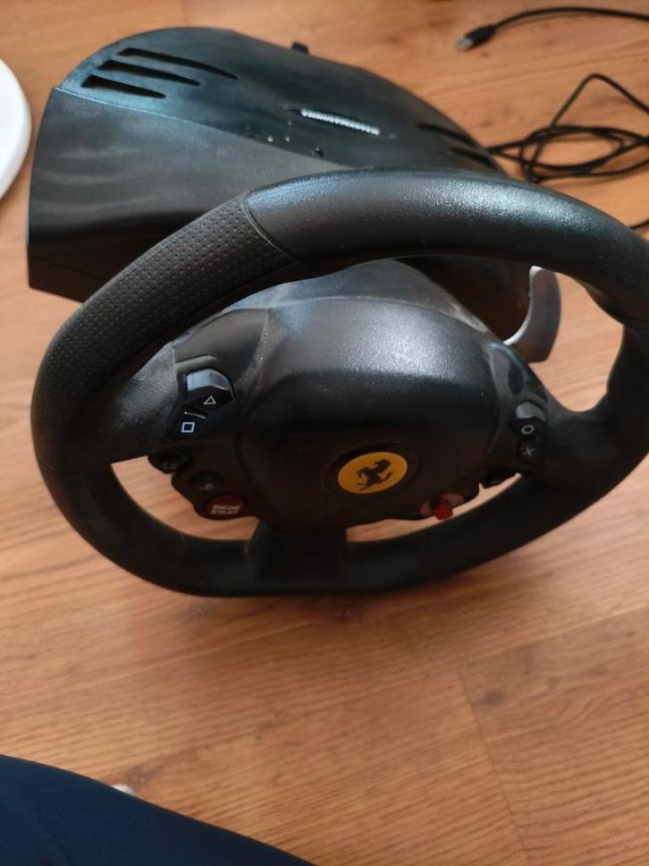 Thrustmaster ferarri t80 488 GTB edition, Computers en Software, Joysticks, Zo goed als nieuw, Ophalen of Verzenden