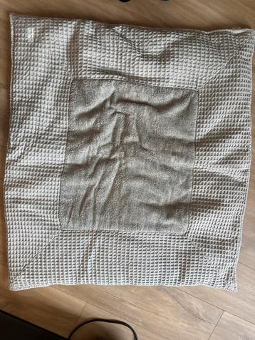 Mooie koeka boxkleed beschikbaar voor biedingen