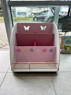 houten boekenkast op wielen / wooden montessori bookshelf, Ophalen, Zo goed als nieuw, Meubelstuk of Keukentje