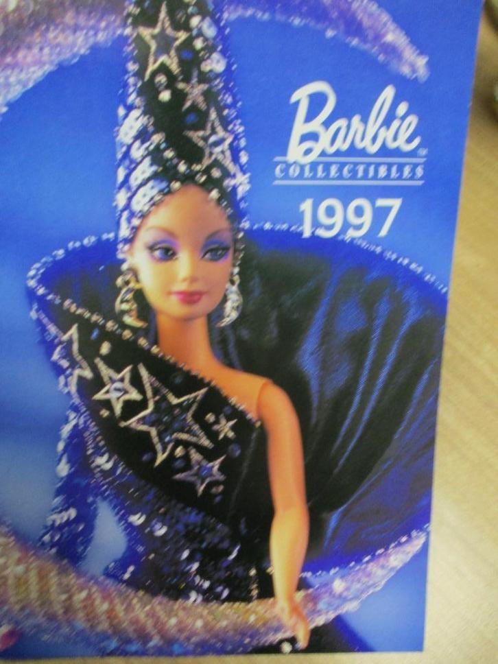 1997 BARBIE COLLECTIBLES MAGAZINE uit DUITSLAND, Verzamelen, Poppen, Nieuw, Overige typen, Ophalen of Verzenden