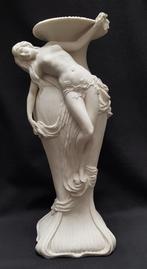 Art Nouveau (Biscuit) Vaas Met Vrouwenfiguur - Austria., Ophalen of Verzenden