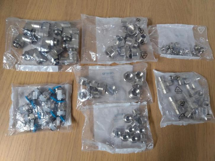 Diverse Festo koppelingen en nippels, Doe-het-zelf en Verbouw, IJzerwaren en Bevestigingsmiddelen, Nieuw, Overige typen, Minder dan 50 mm
