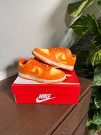 Nike special dunk low “Magma orange” in maat 36, Kleding | Dames, Schoenen, Nieuw, Nike, Ophalen of Verzenden, Sneakers of Gympen