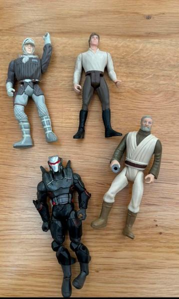 Starwars poppetjes beschikbaar voor biedingen