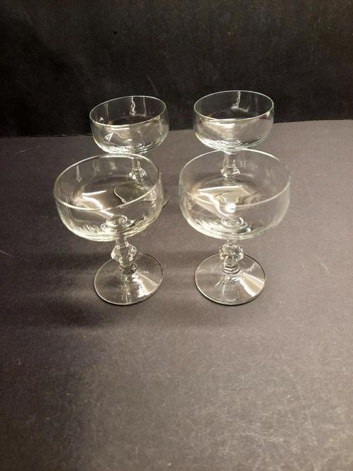 4 likeur glaasjes, Verzamelen, Glas en Borrelglaasjes, Zo goed als nieuw, Overige typen, Ophalen of Verzenden