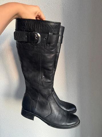 Vintage Y2K zwarte hoge leren laarzen met gesp beschikbaar voor biedingen