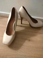 vintage hak schoenen ecru, Ophalen of Verzenden, Gedragen, Beige, Schoenen