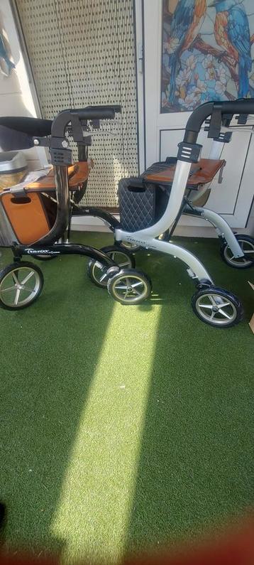 Travixx traveller zwart of zilver rollator  beschikbaar voor biedingen