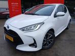 Toyota Yaris 1.5 Hybrid Dynamic, Auto's, Toyota, 12 maanden, Gebruikt, Euro 6, Wit