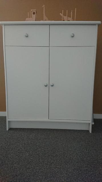 Kast / commodekast