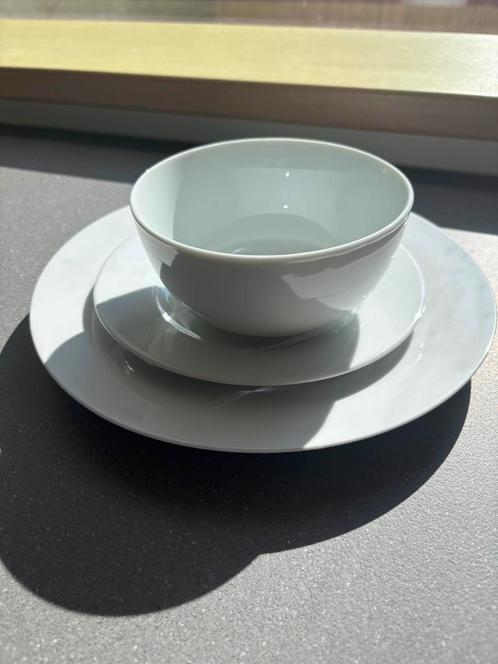 Serviesje, Huis en Inrichting, Keuken | Servies, Zo goed als nieuw, Compleet servies, Overige stijlen, Porselein, Ophalen