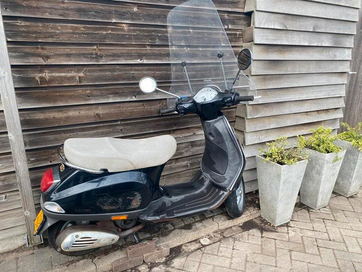 Piaggio C38 Vespa LX50 windscherm 45 kmph, Fietsen en Brommers, Scooters | Vespa, Gebruikt, Vespa LX, Maximaal 45 km/u, Benzine