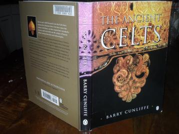 BOEK BARRY CUNLIFFE-THE ANCIENT CELTS. beschikbaar voor biedingen