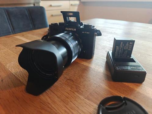 Fujifilm X-T30 zwart + XF 18-55mm F/2.8-4.0 R LM OIS, Audio, Tv en Foto, Fotocamera's Digitaal, Zo goed als nieuw, Fuji, Ophalen of Verzenden