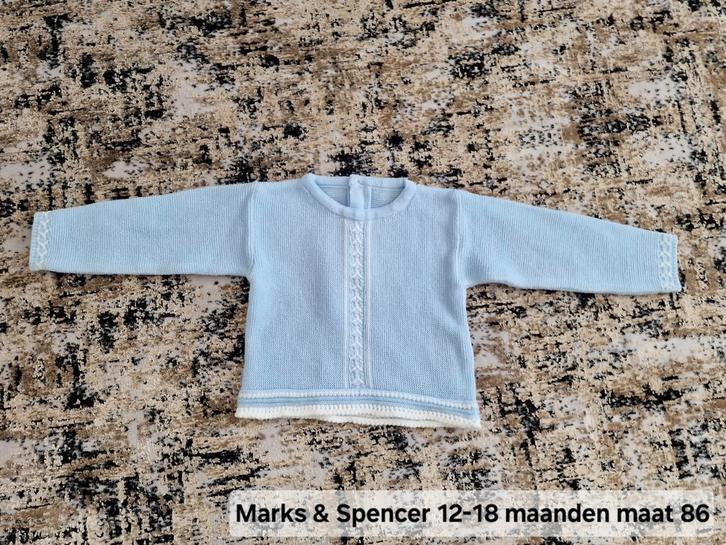 Marks & Spencer blauw truitje maat 86, Kinderen en Baby's, Babykleding | Maat 86, Zo goed als nieuw, Jongetje of Meisje, Truitje of Vestje